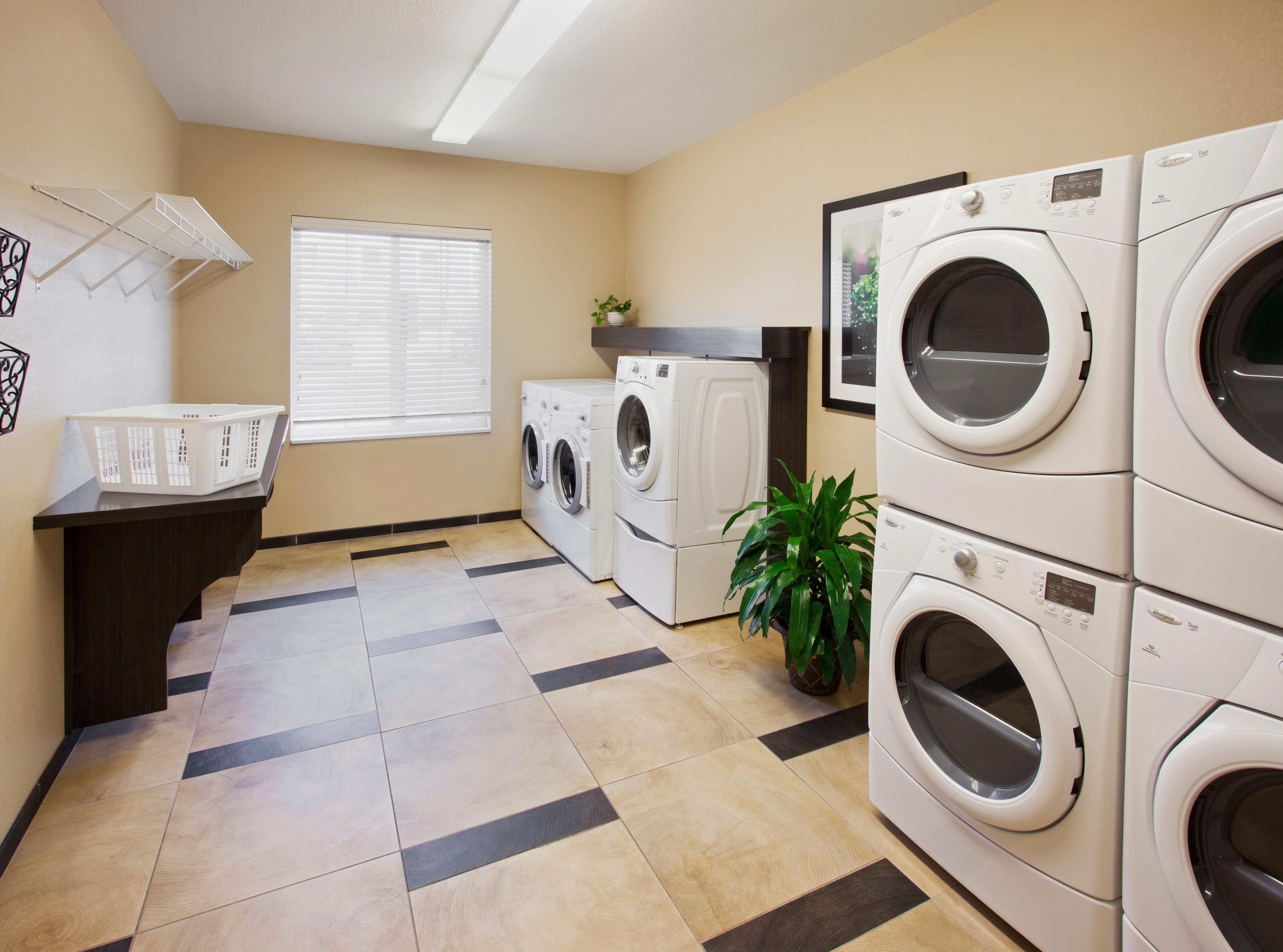 Candlewood Suites Philadelphia - Airport Area By Ihg Chester Exterior foto