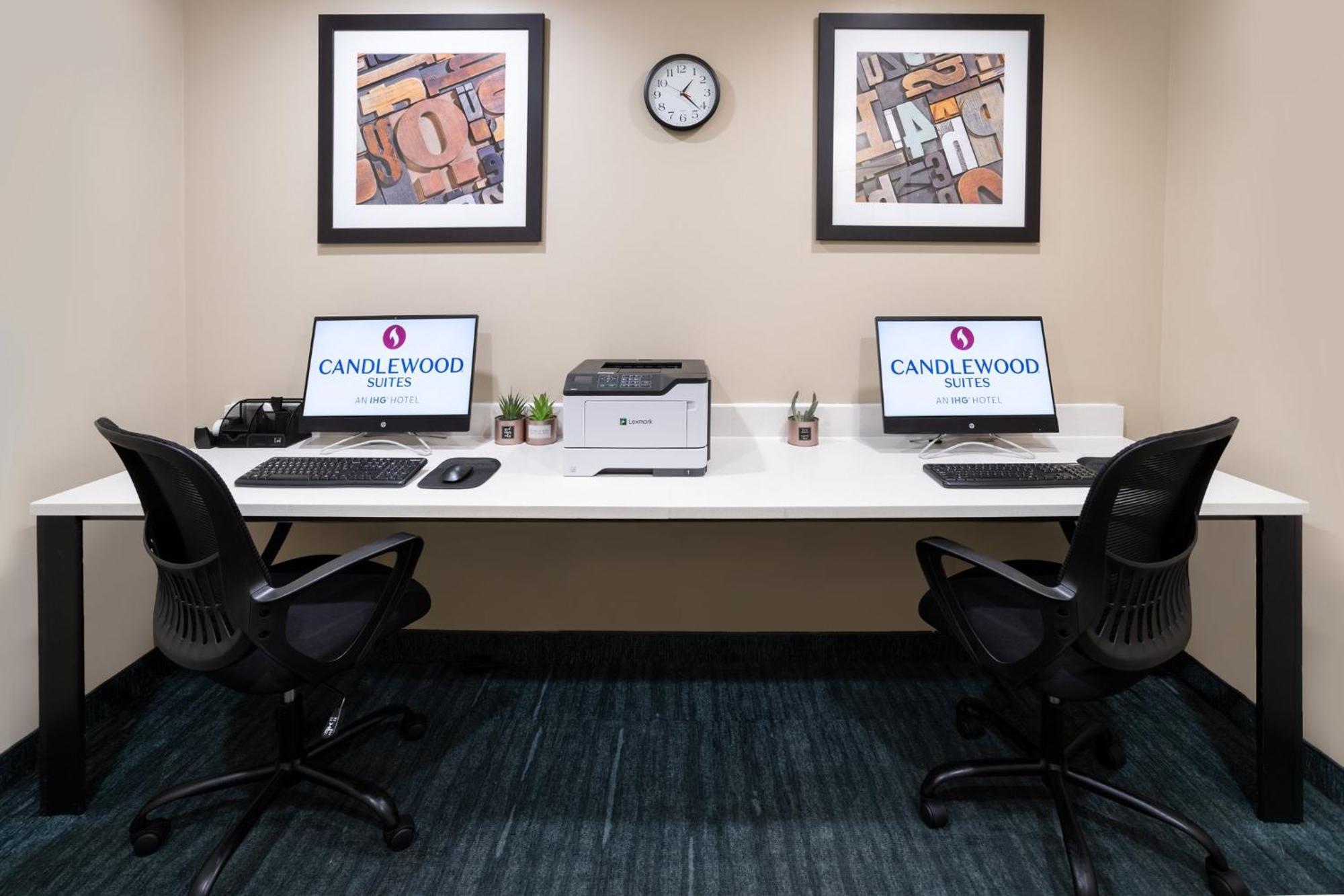 Candlewood Suites Philadelphia - Airport Area By Ihg Chester Exterior foto